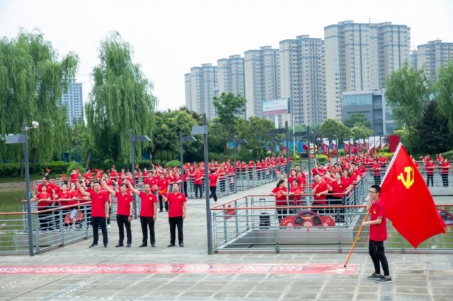 1625565756259429.jpg 640.webp (17).jpg