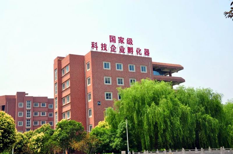 1681976679527747.jpg 640.jpg